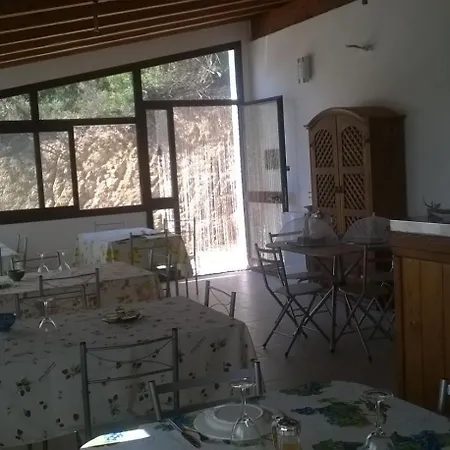 Il Mirto Di Paola Bed & Breakfast Torpè