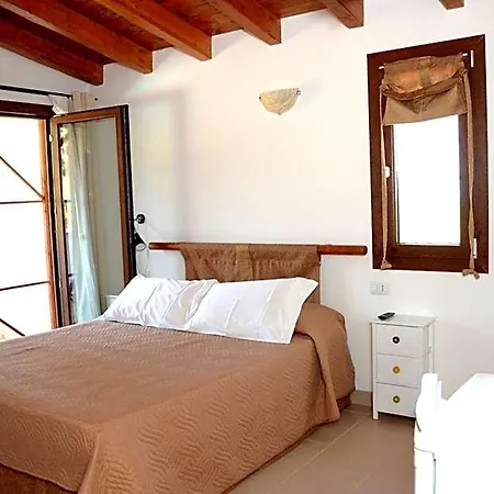 Il Mirto Di Paola 3* Torpè