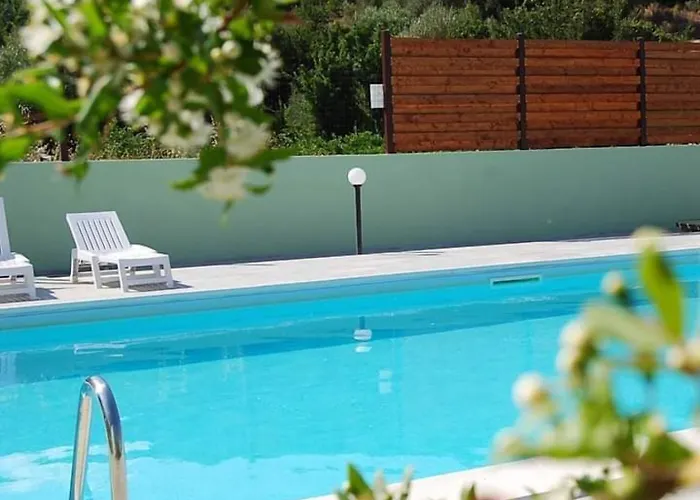 Il Mirto Di Paola Torpè